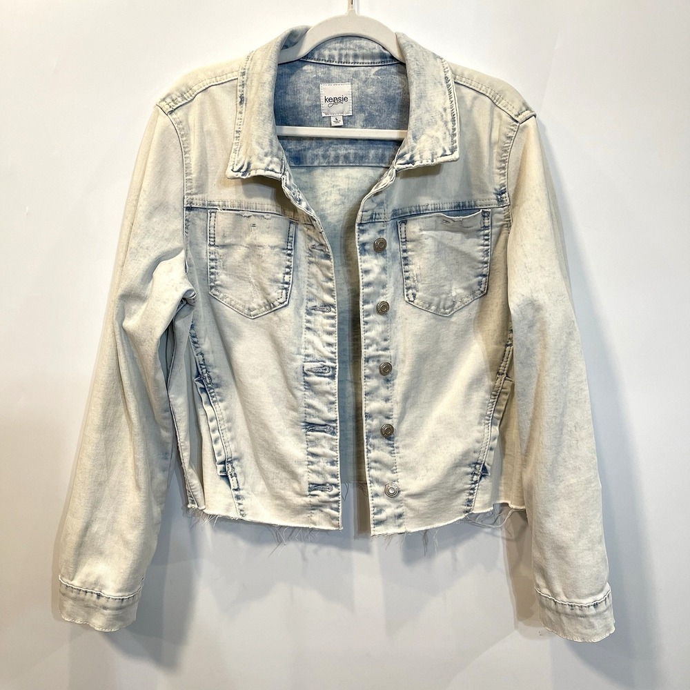 Kensie‎ Jeans Women's L Light Wash Denim Jean Jacket Raw Hem Cropped Distressed